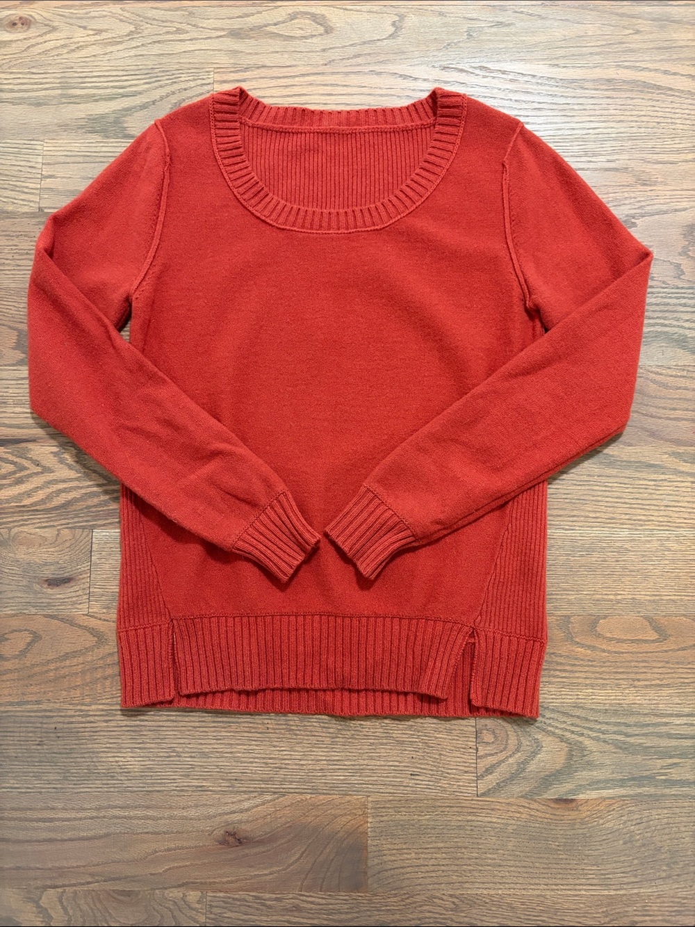 Vintage women’s wool sweater XS EUC